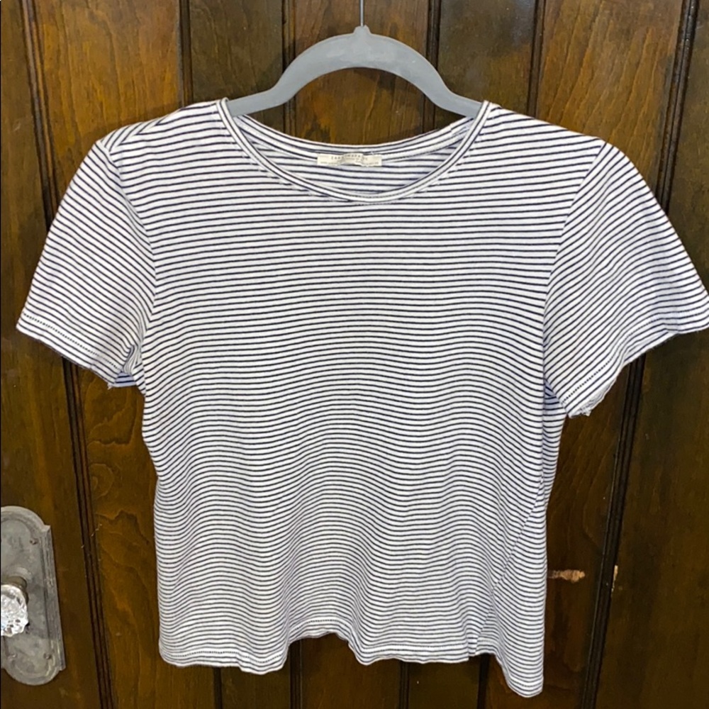 Zara Stripped T-shirt Women’s Small
